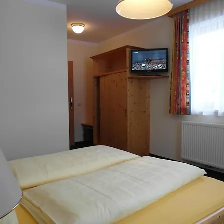 Larchenhof Guest house 3*