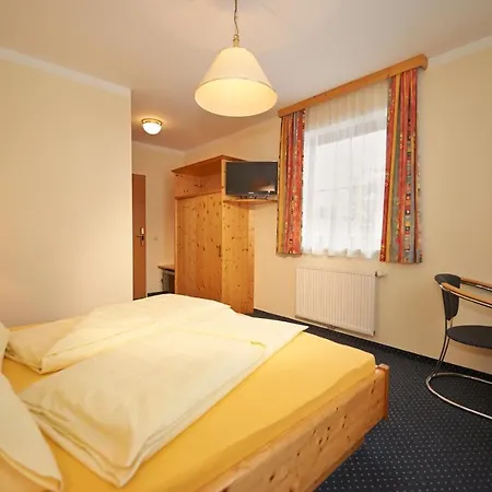 Larchenhof Guest house